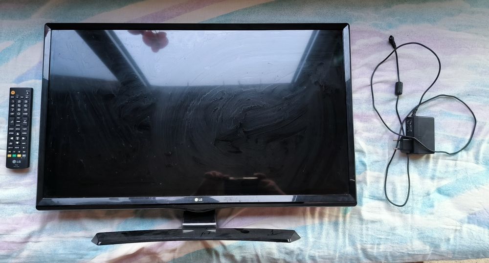 Телевизор 28 инча LG