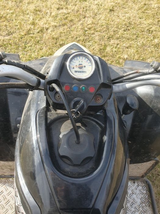 Vând atv kymco maxxer 300