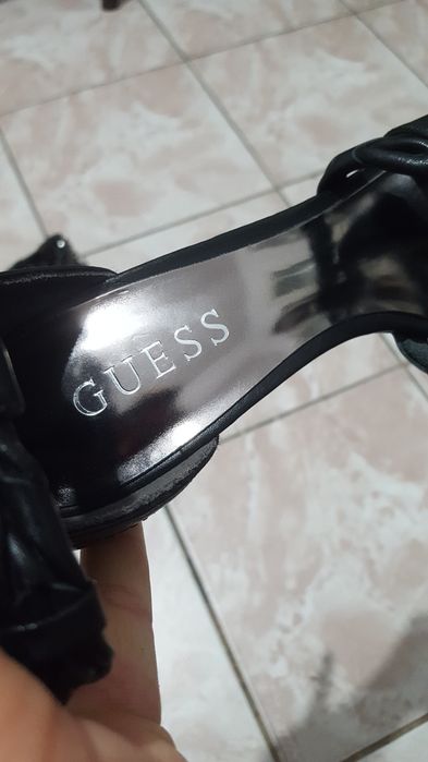 Sandale de piele Guess nr 36