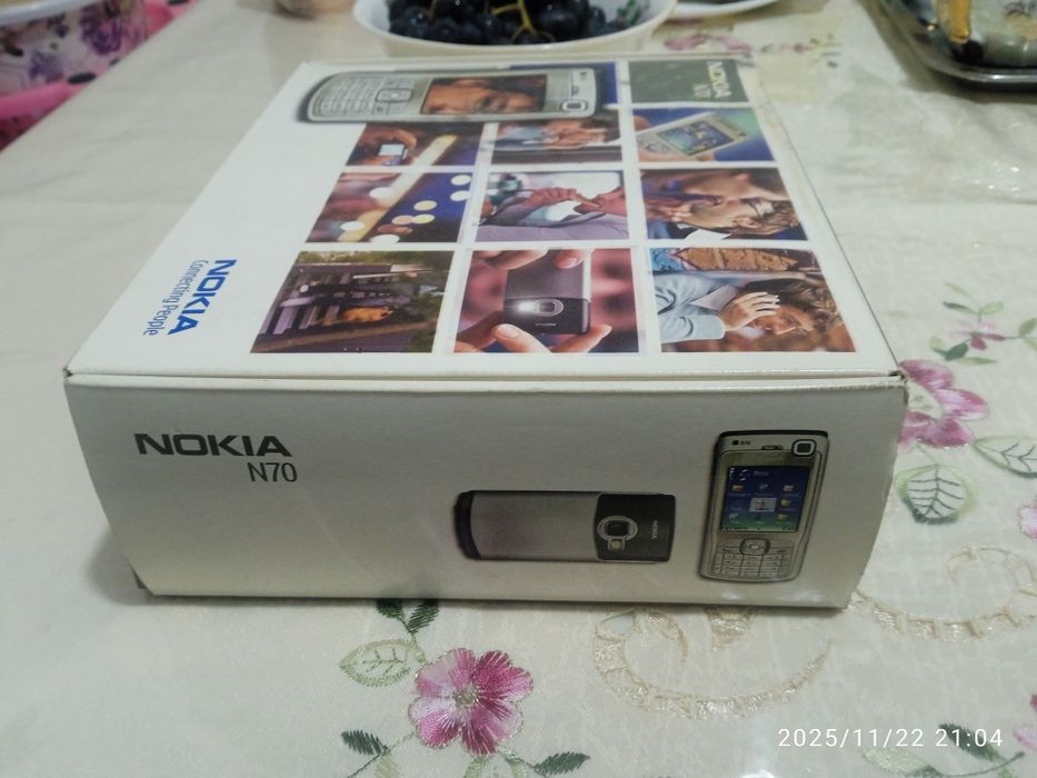 N73 и N70 коробки телефона Nokia