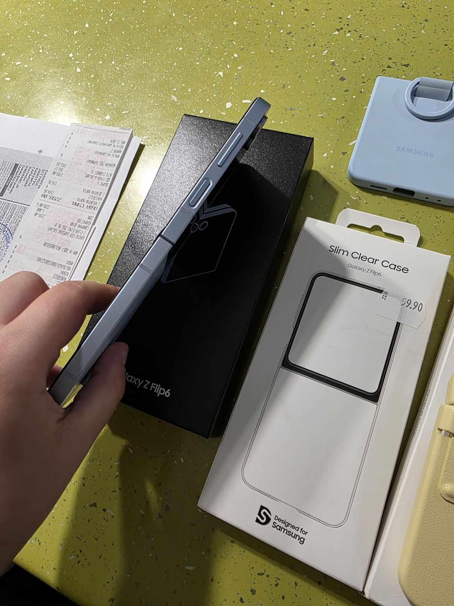 Samsung Galaxy Z Flip 6
