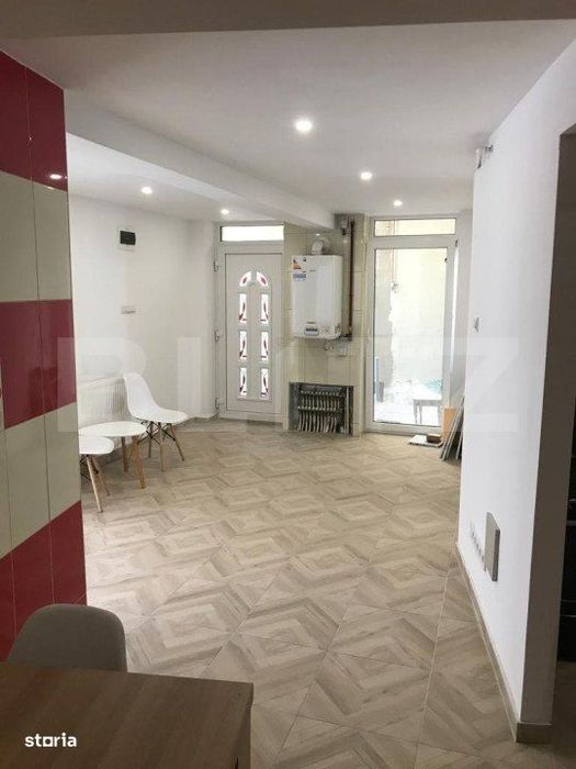 Casa cu 2 imobile, 2 camere, 140mp, Central