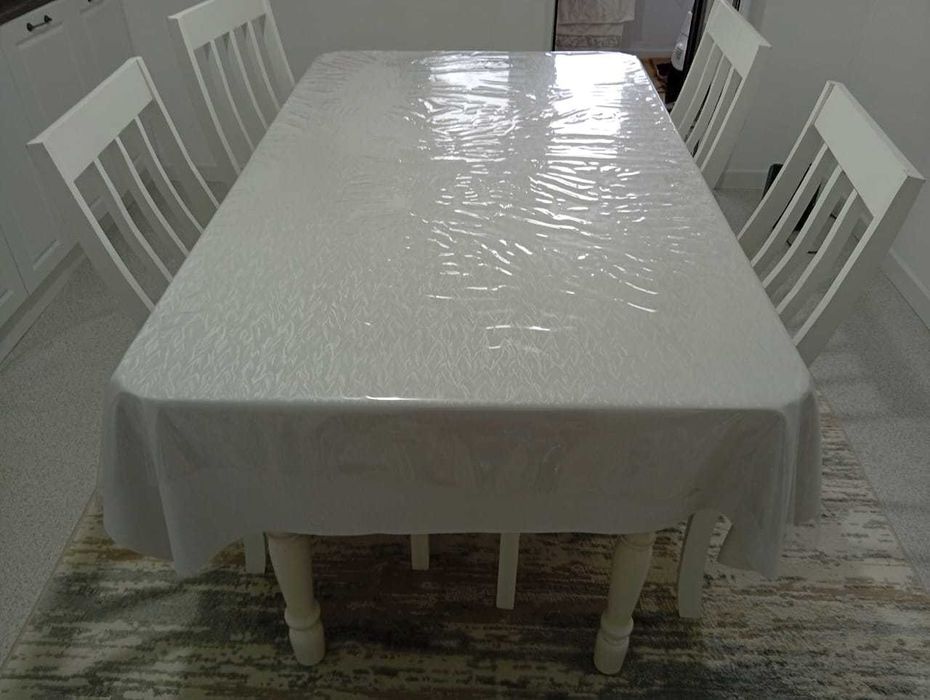 Стол обеденный со стульями