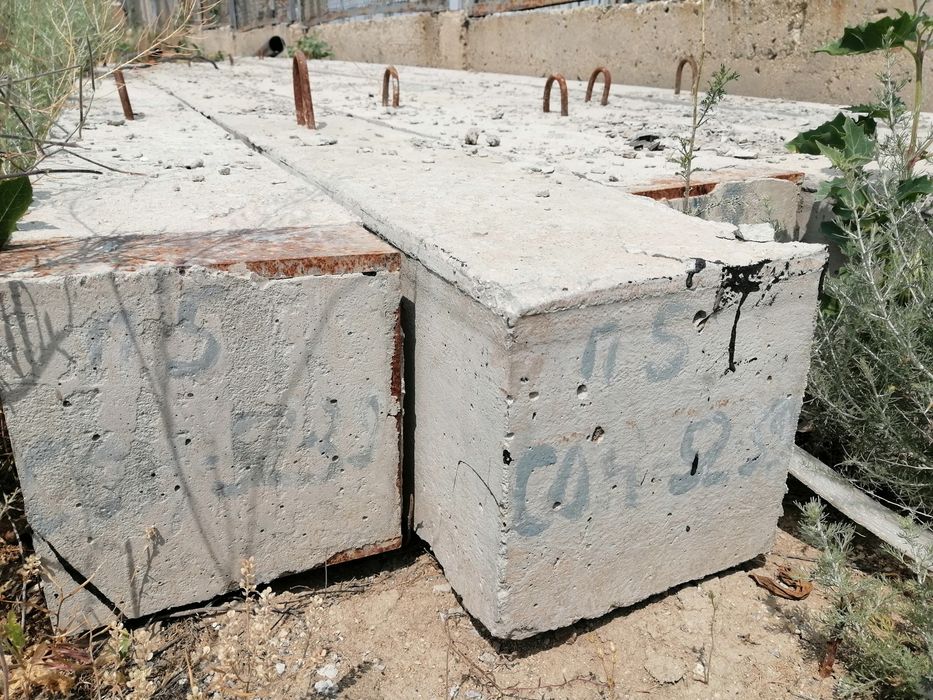 Продам стойки жб  СОН-52(усо)