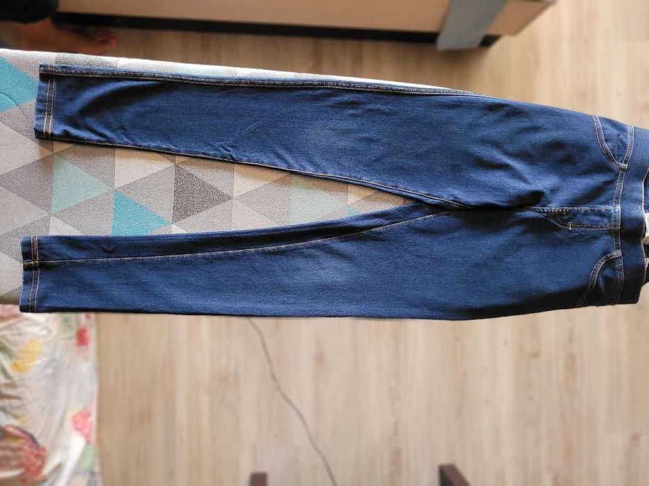 4 бр Запазени дънки и клинове за училище 146 - 152 см / плюс 1 подарък