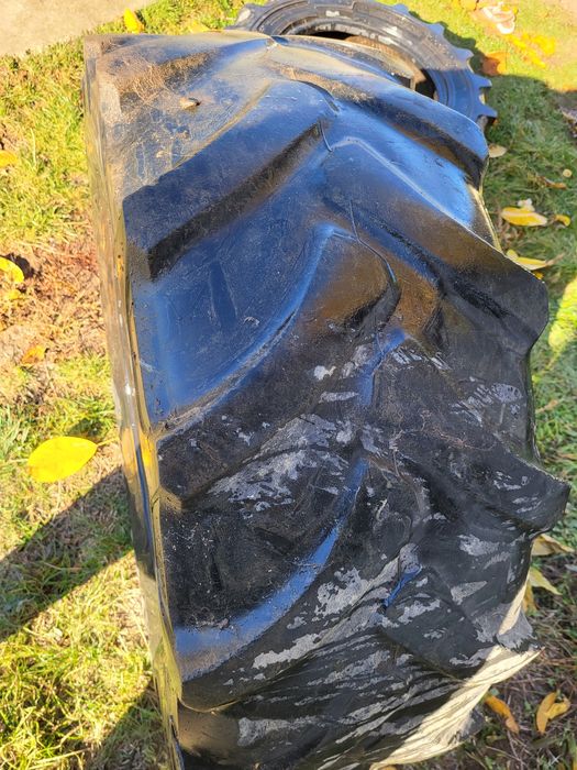 Vând cauciucuri agricole