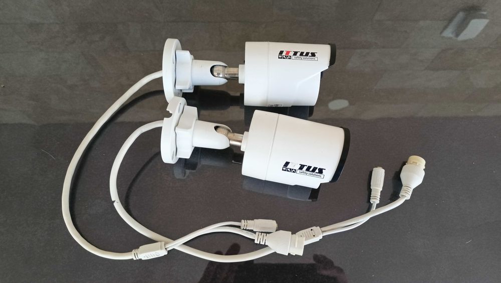 Vand sistem supraveghere video cu 2 camere IP