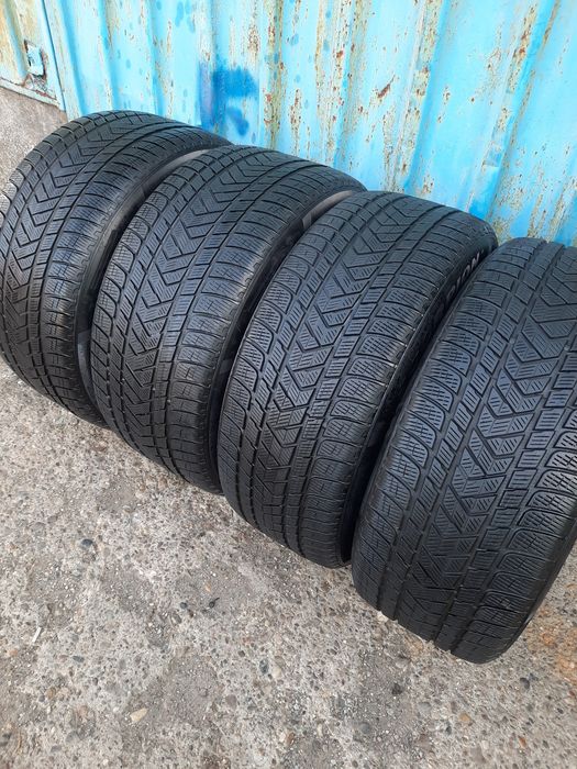 Cauciucuri Iarnă 295.45.20  Set 4 Bucati Pirelli