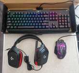 Gaming Tastatură Varuna RedDragon Casti Logitech G332 Mouse Myria