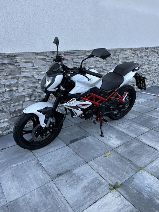 Benelli BN 125,2023-3.400km Impecabil