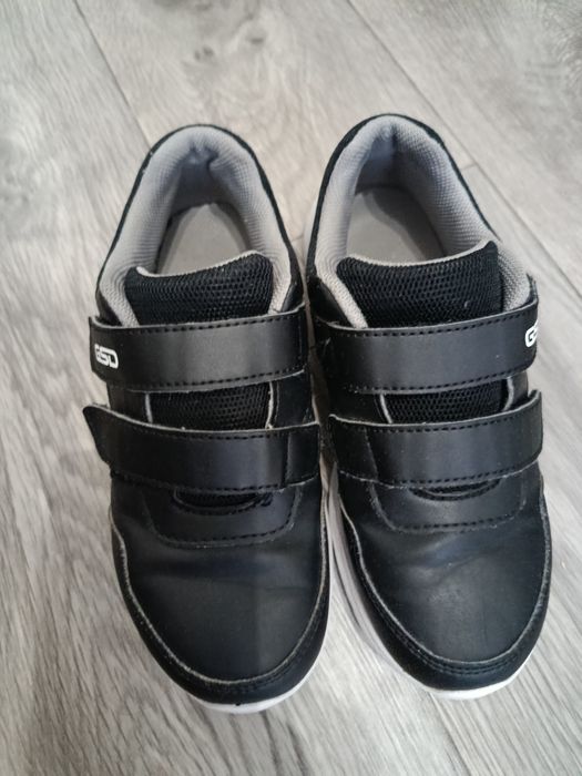 Кроссовки 34 размер