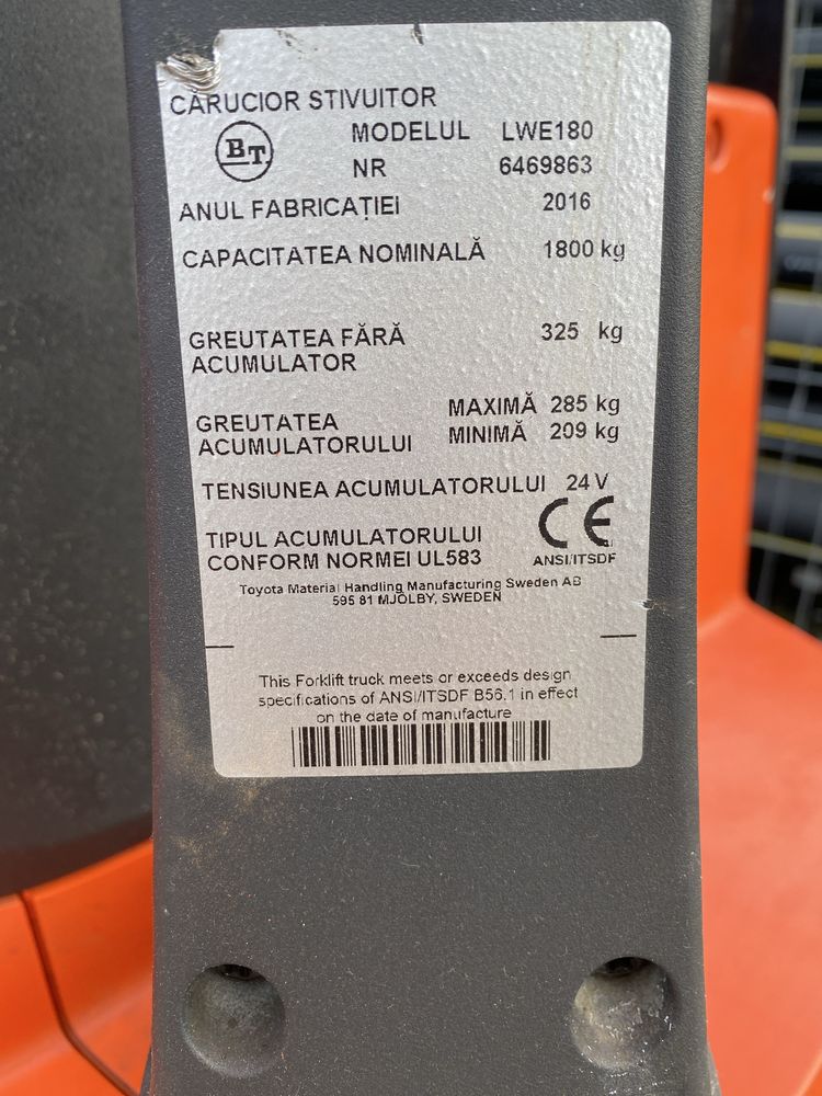 Transpaleta/liza Toyota model LWE 180 an 2016