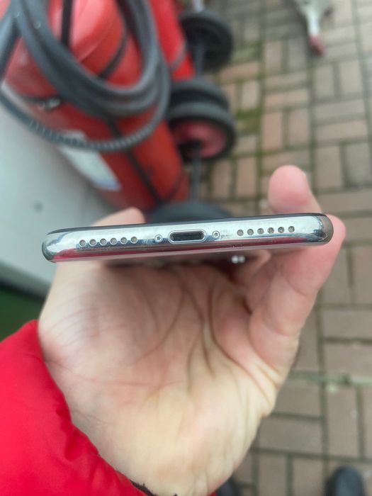 Vand sau schimb Iphone xS