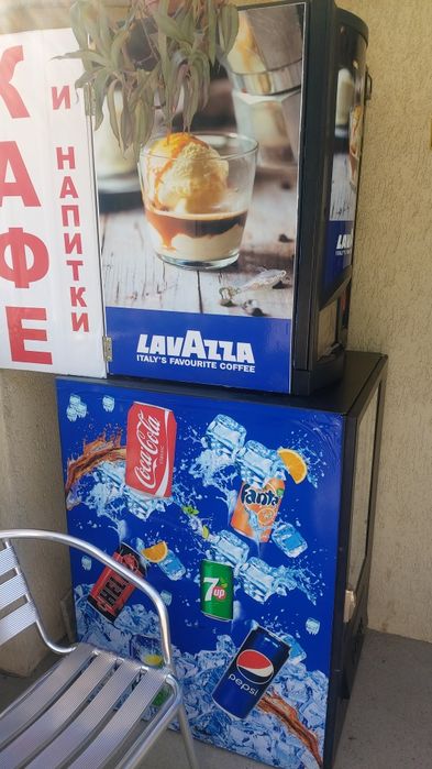 Комплект вендинг кафе автомат и хладилна витрина