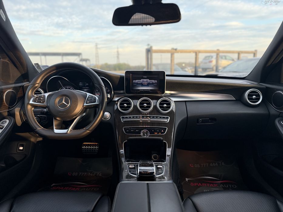 Mercedes-Benz C 300 2016г* 4Matic* AMG-line* 141.000KM* Панорама*