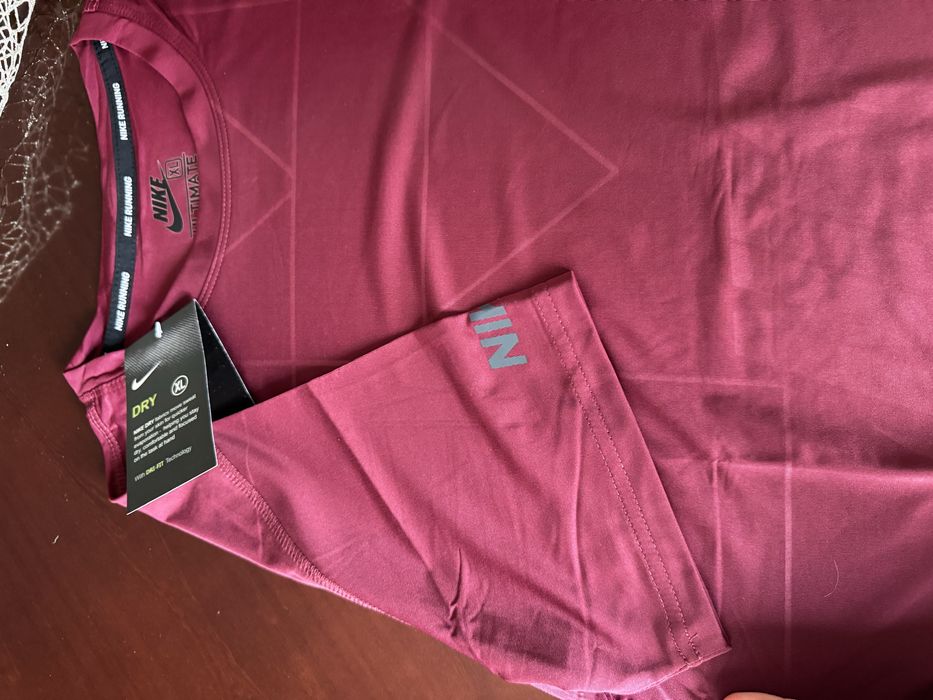 Tricou nike burgundy XL