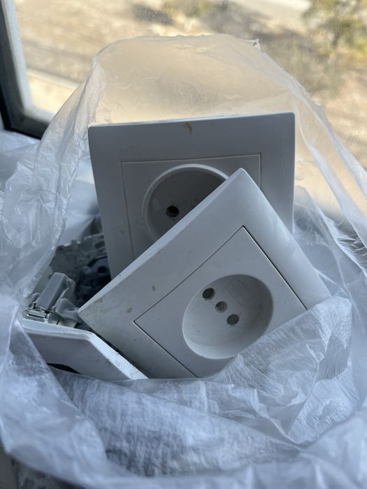 Продоам б/у розетки