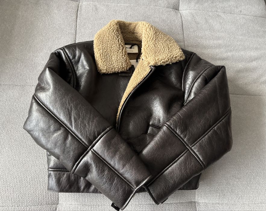 Кафяво кожено яке