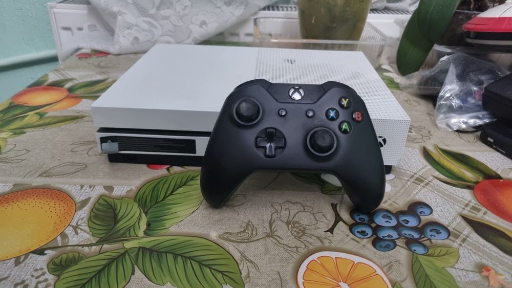 Consola xbox one s 500gb