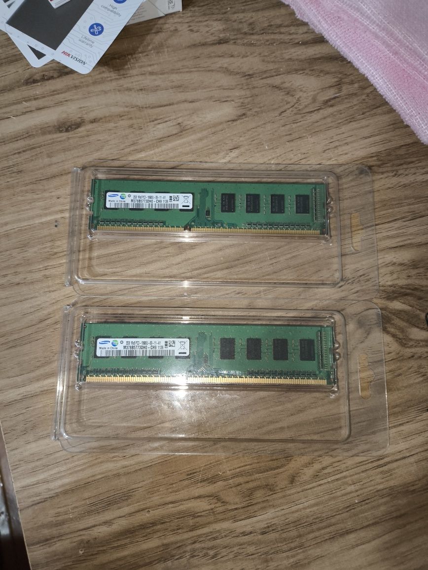 Продам ОЗУ Samsung DDR3 4Gb