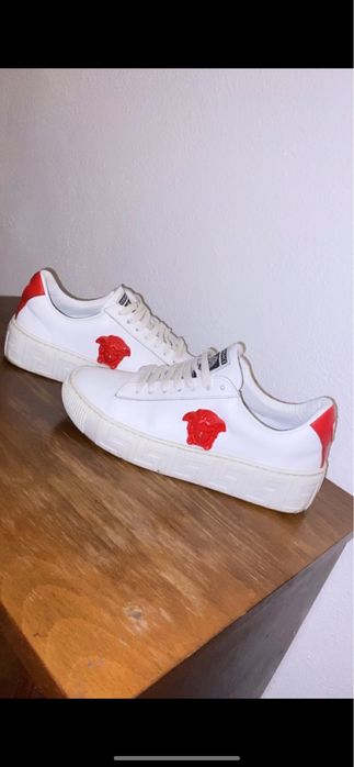 Adidasi Versace marimea 36,PRET NEGOCIABIL