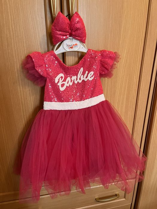 Продам новое платье на девочку