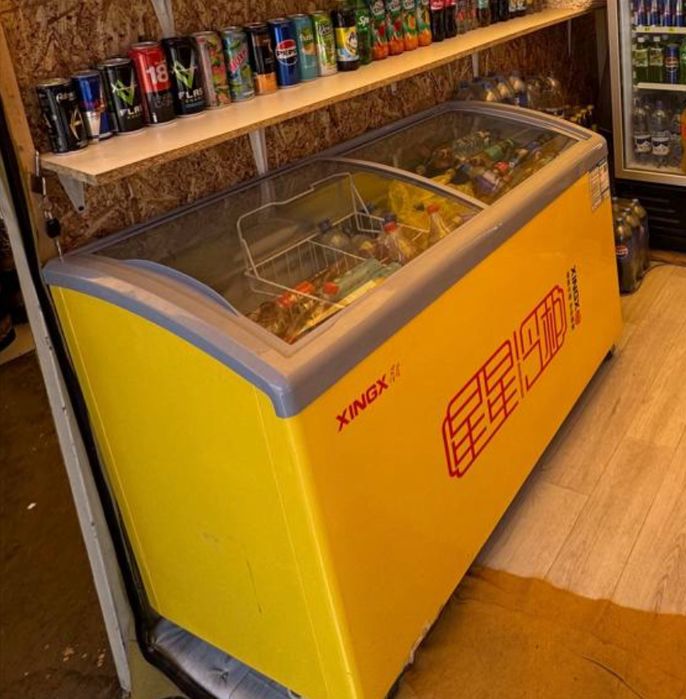 Xolodilnik vetrina va marazilnik 2 lasa 3 oy yozda ishlagan yengide