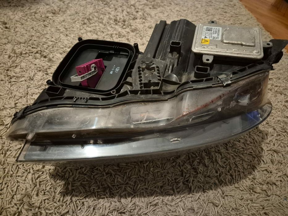 Far dreapta mercedes w204