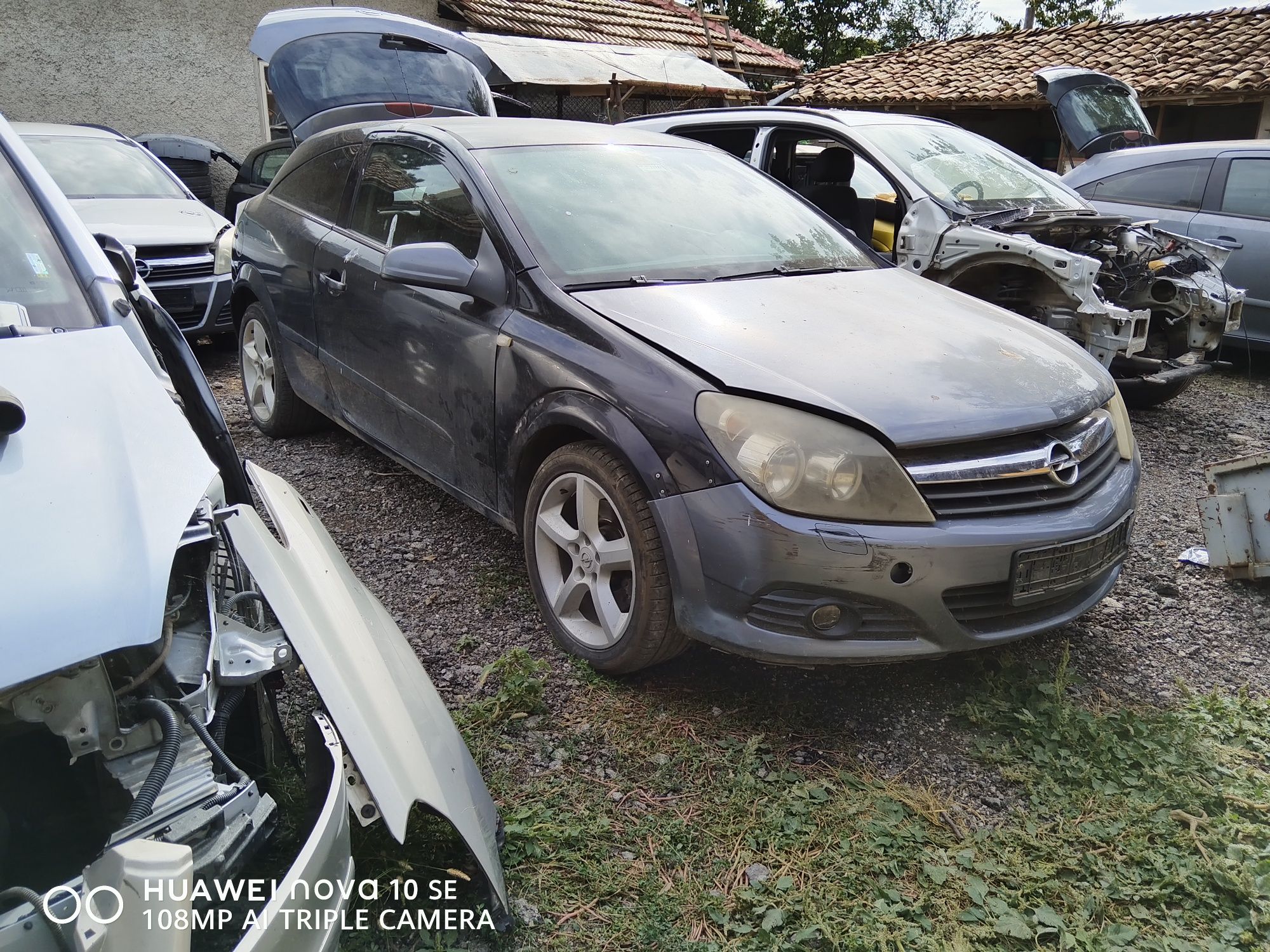 Opel Astra H GTC 1,7cdti  110ks На Части