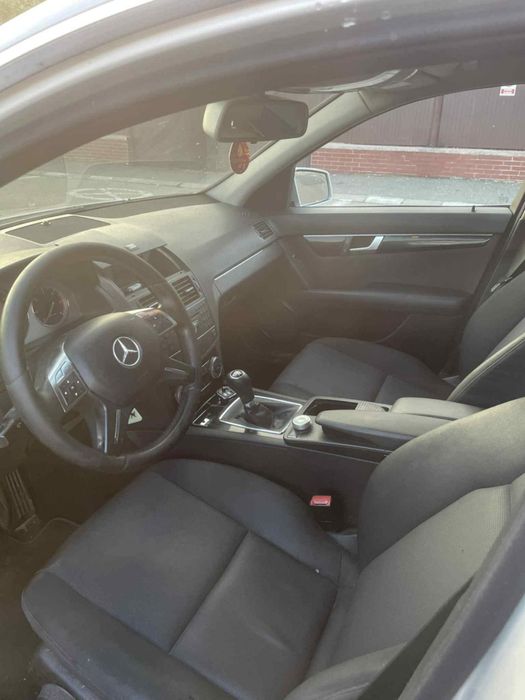 Mercedes Benz c200