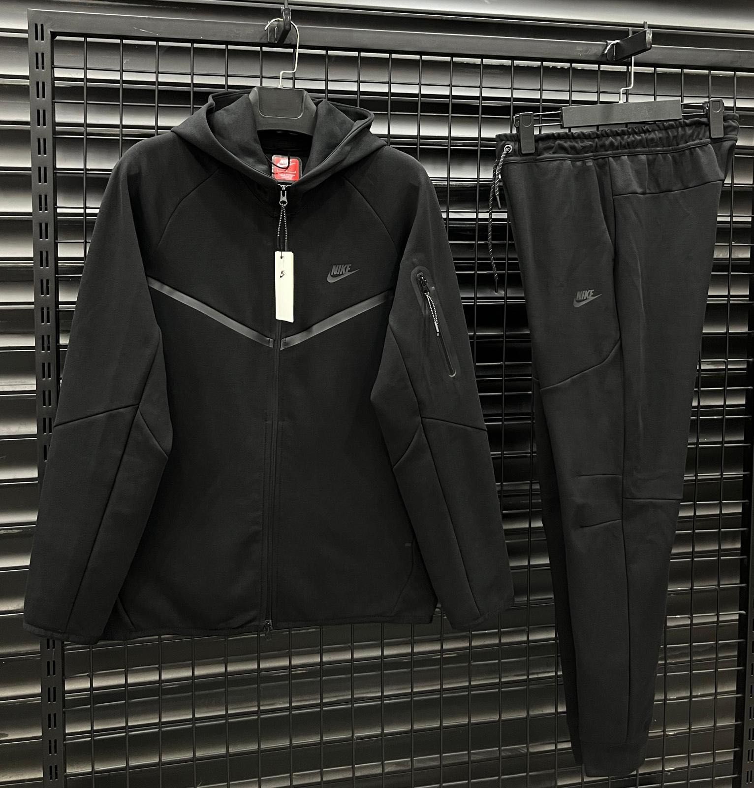 nike tech fleece