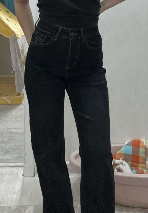 Продам джинсы женские