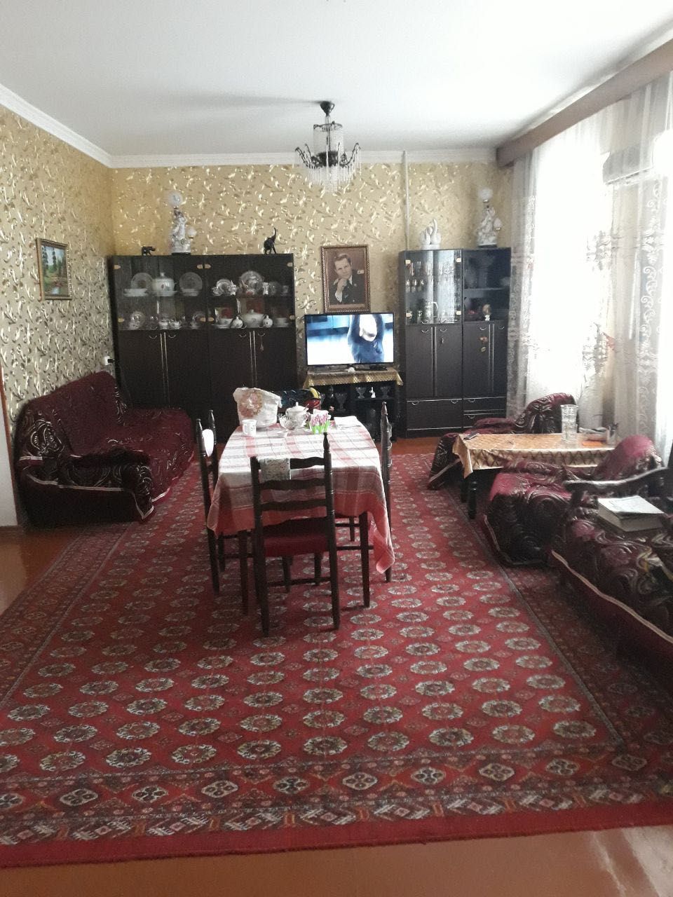 Продается 2-х этажный кирпичный дом от собственника в городе Бухара.