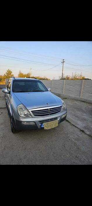 Vând mașină și remorca sau separat