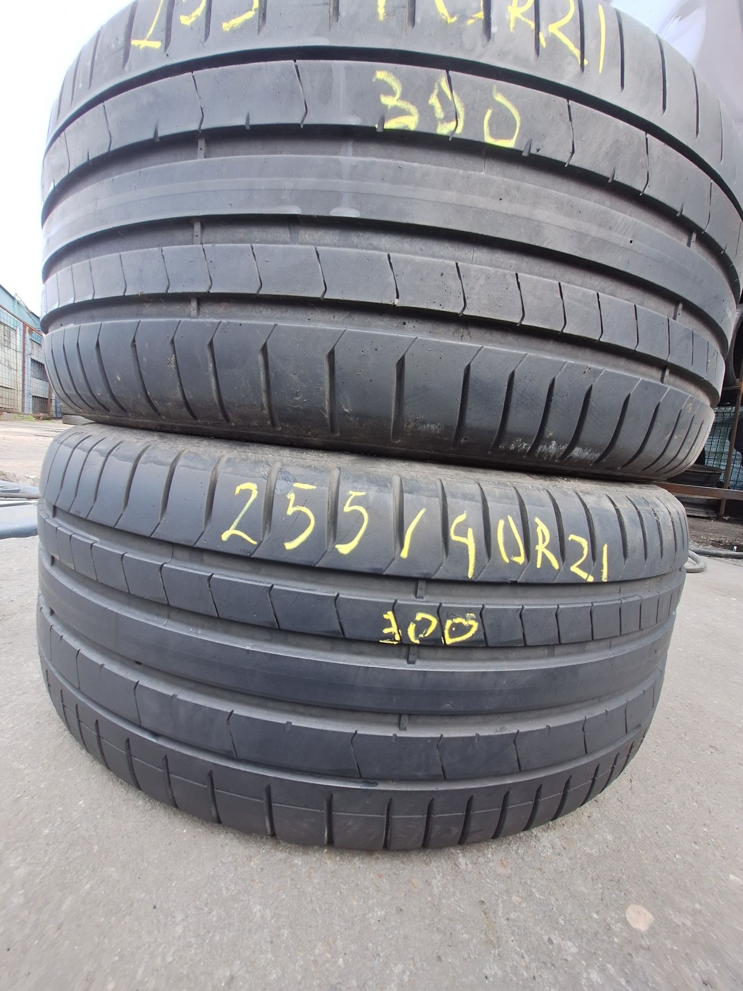 2 anvelope vara 255/40r21 Pirelli dot 2021 Montaj Gratuit