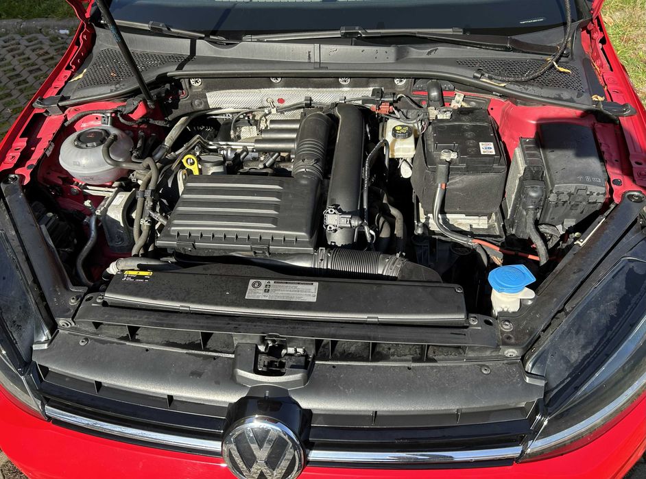 ANUNȚ VÂNZARE: VW GOLF 7 - 1.4 TSI 125 CP (2017) *Oferta deosebita*