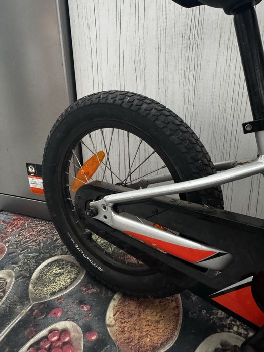 Детско колело Specialized