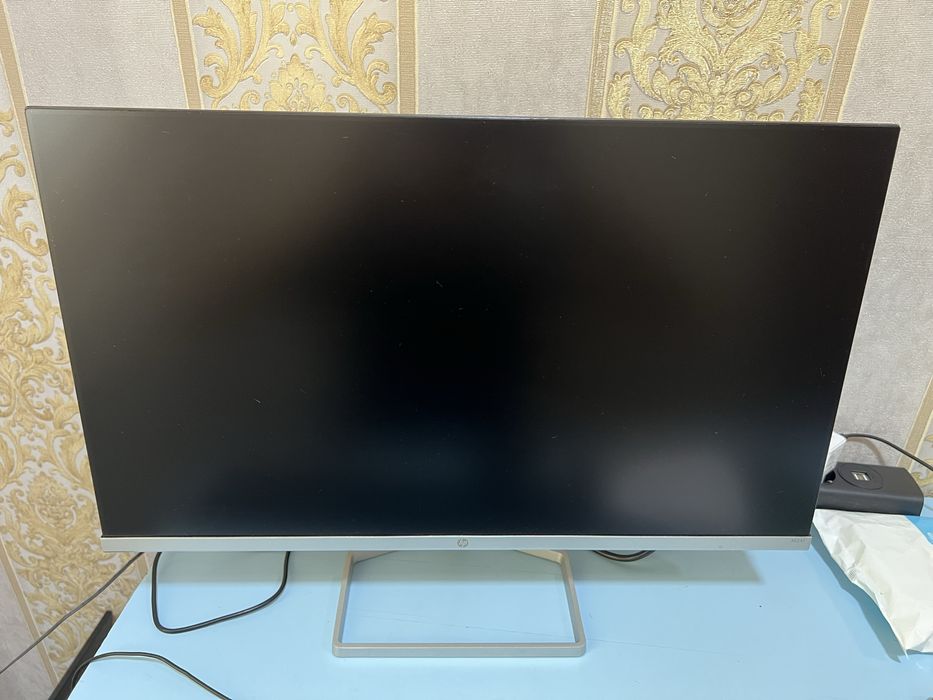 hp M24f, состояние отличное