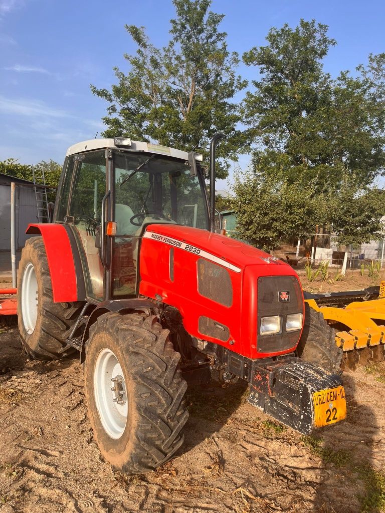 Massey Ferguson 2230