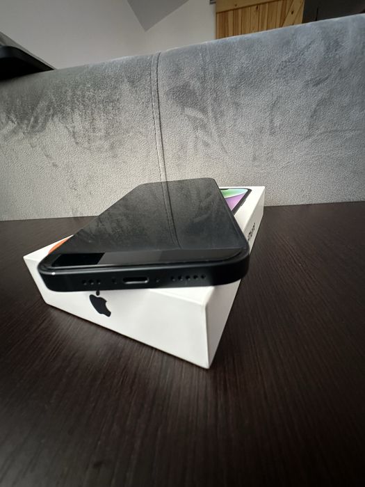 iPhone 14 midnight 128Gb
