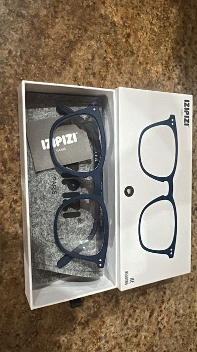 ochelari izipizi +0 . 1,5 .+2,5. +1,5.