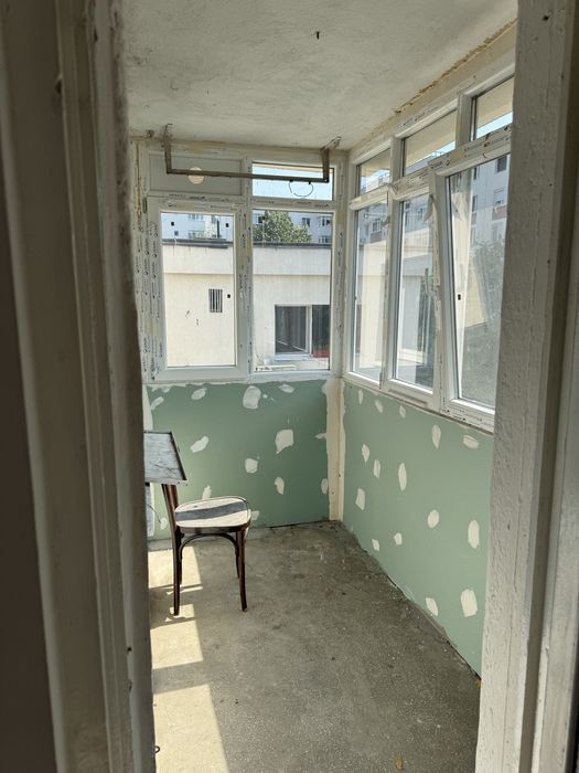 Apartament 3 camere metrou Aparatorii Patriei