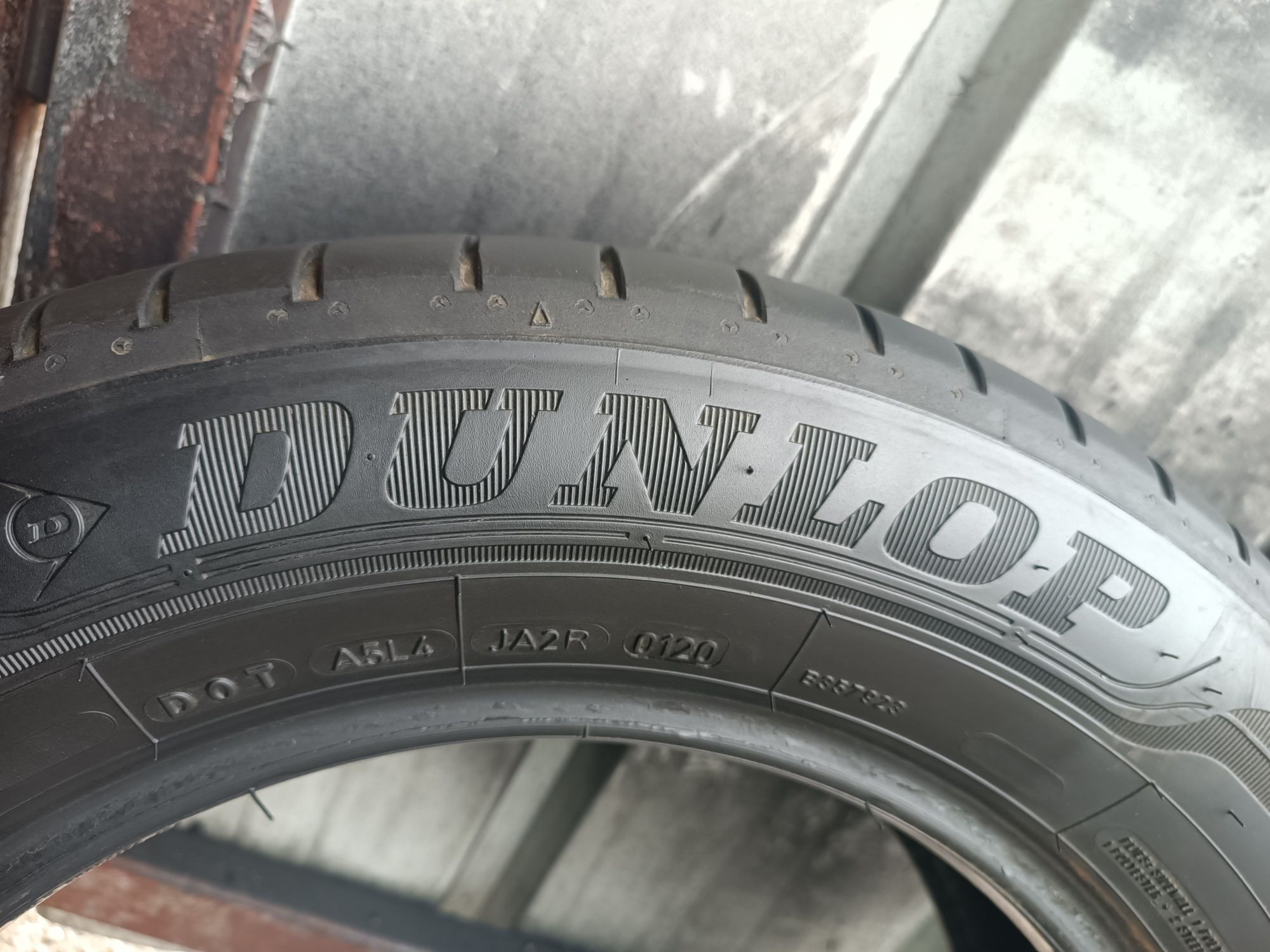 195/65/15 Dunlop Дот 0120