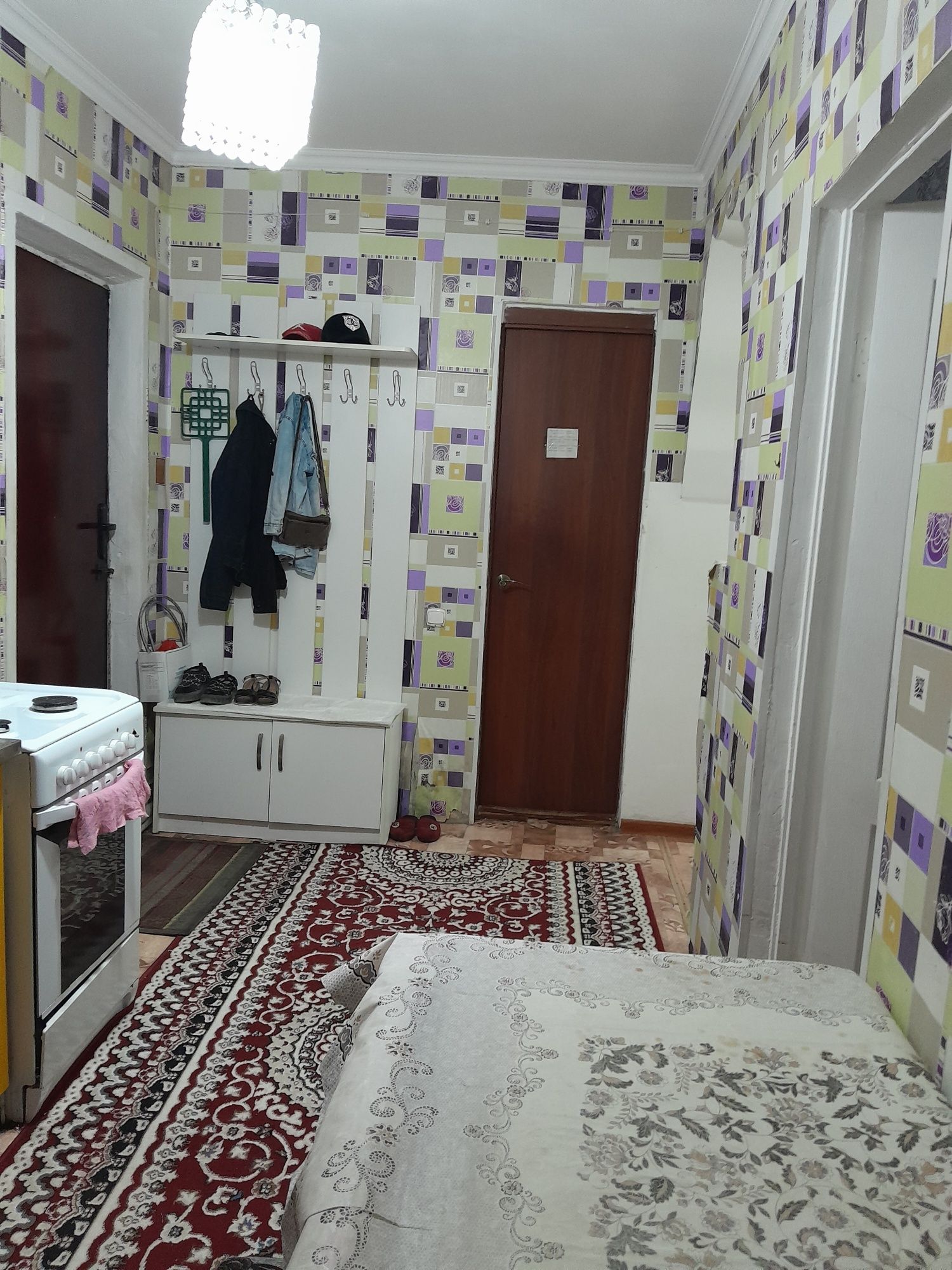 Срочно продам 2х комнатную квартиру в районе Новостройки.