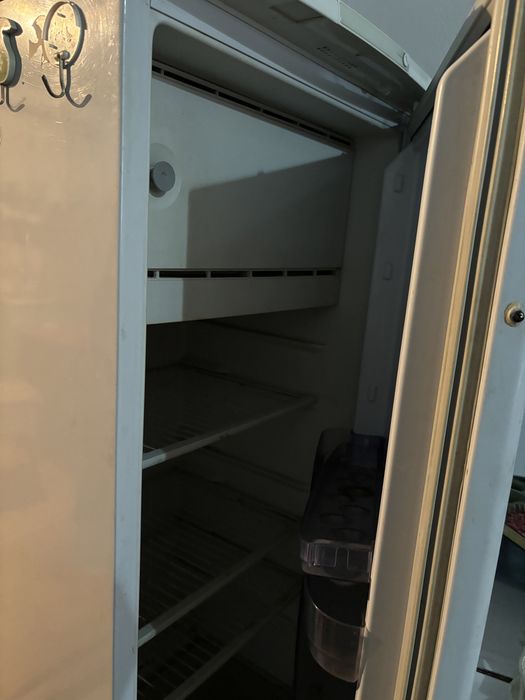 Холодильник на запчасти