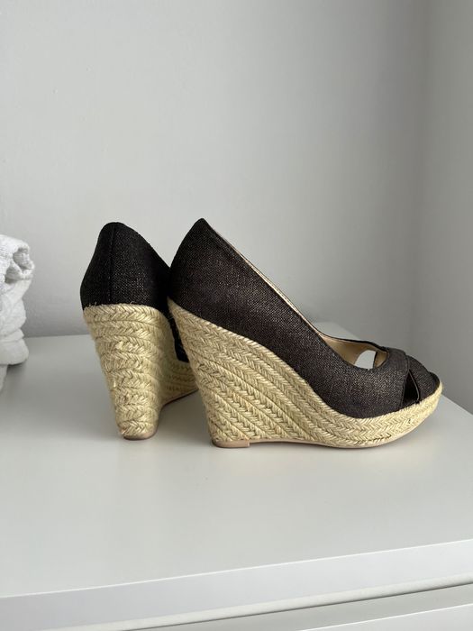 Платформи на Mango