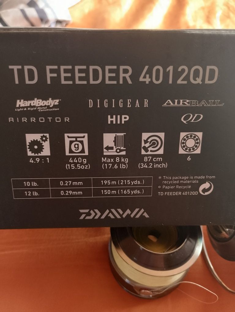Макара Daiwa TD4012QD 2 броя фидер а,спининг и твърд калъф