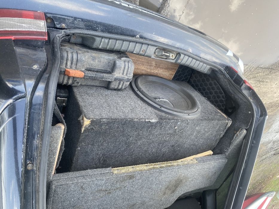 Продам Сабвуфер альфард Ганнибал и моноблок магнум