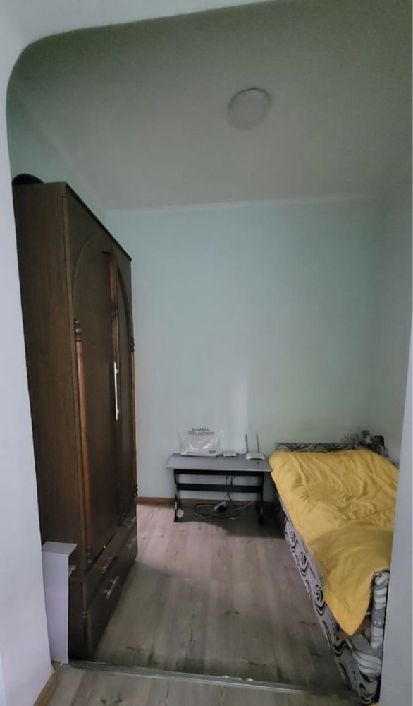 Горячая цена!Срочно! Своя!Торг! Ипотека! Продам в центре 1 в 2,Боткина