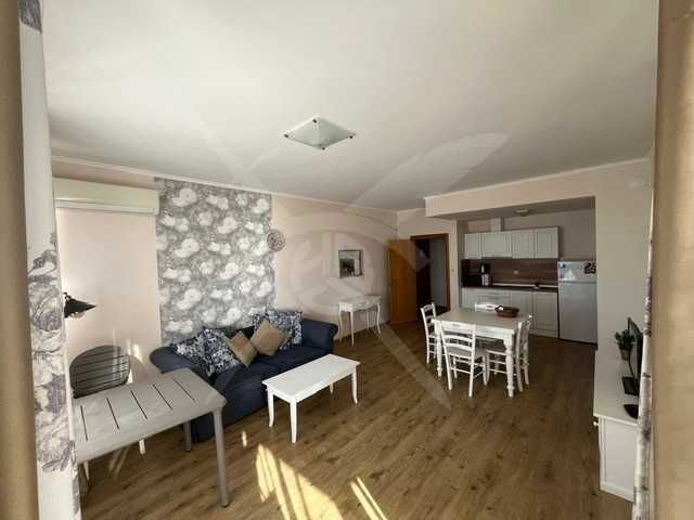 Продава се Тристаен апартамент в Поморие - 123 кв.м за 1514 €/кв.м - Снимка #1
